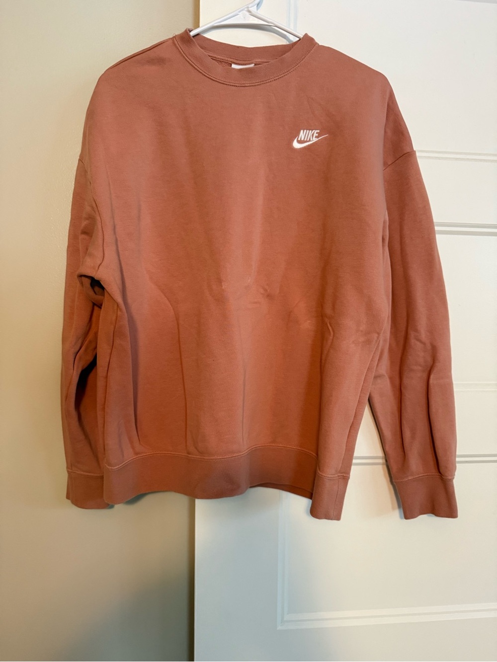 Nike Crewneck Sweatshirt in Dusty Rose